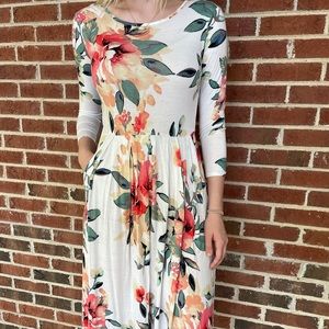 Boutique Brand 3/4 Sleeve Pocket Dress